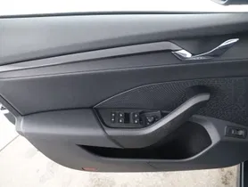 Skoda Octavia Combi 2.0 TDI Amb. DSG | Thumbnail 8 von 28
