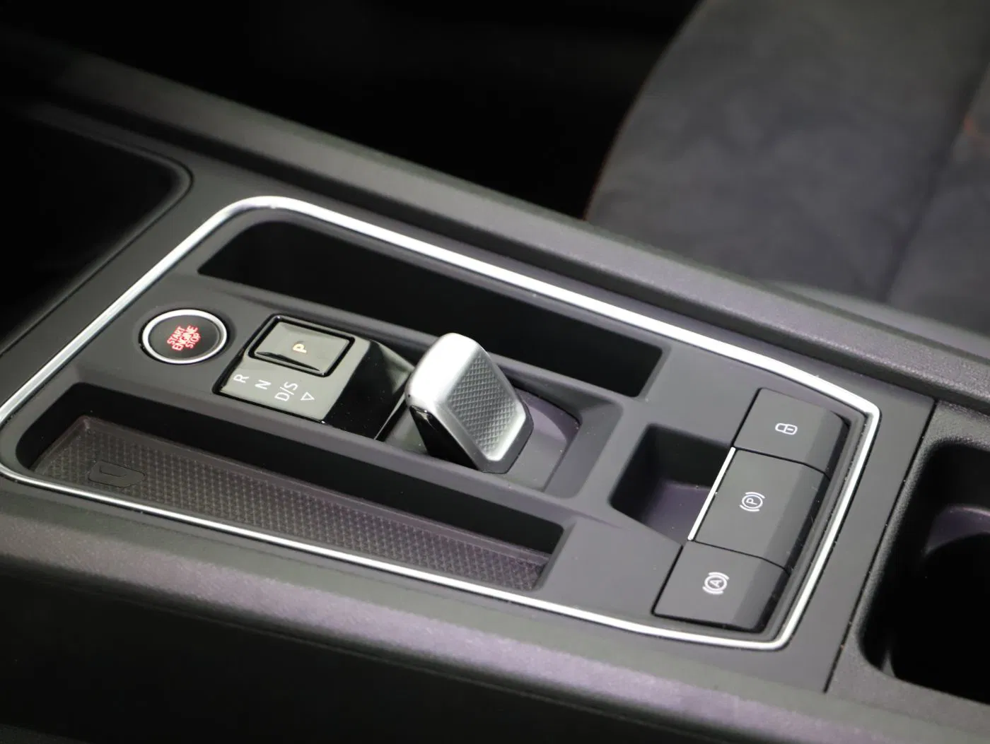 Seat Leon ST 2.0 TDI FR DSG | Bild 20 von 25