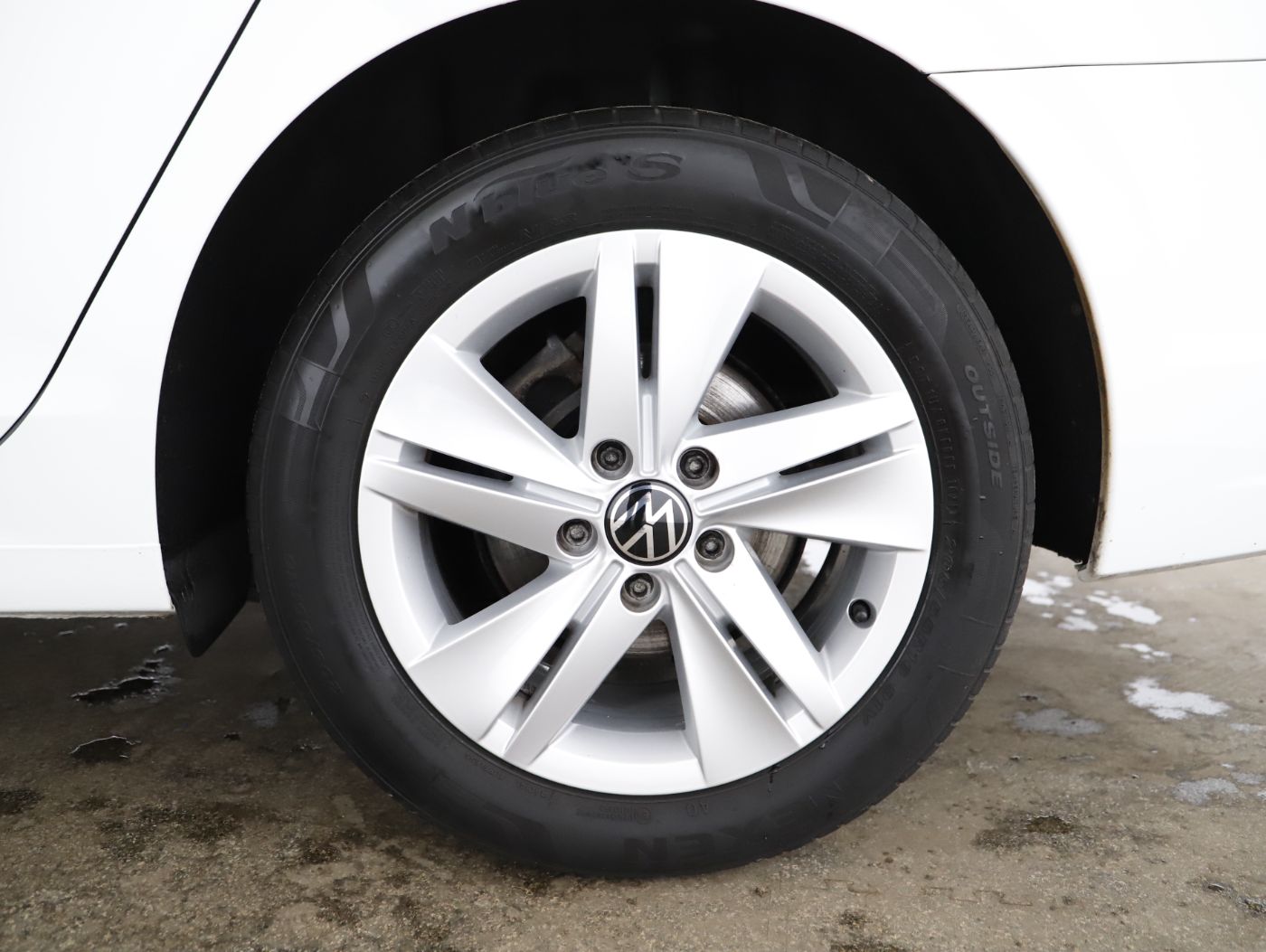 VW Golf VIII Var. 2.0 TDI DSG | Bild 6 von 25