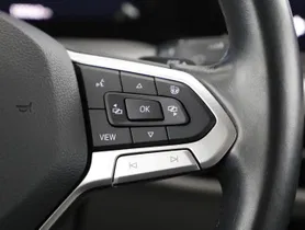 VW Golf VIII Var. 2.0 TDI DSG | Thumbnail 15 von 25
