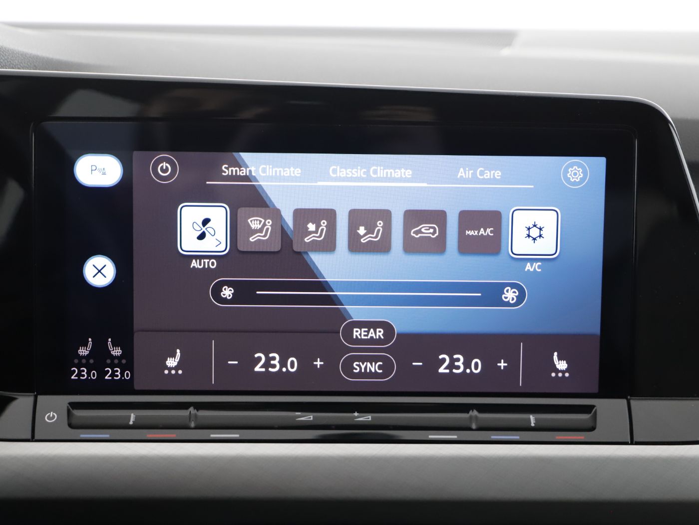 VW Golf VIII Var. 2.0 TDI DSG | Bild 18 von 25