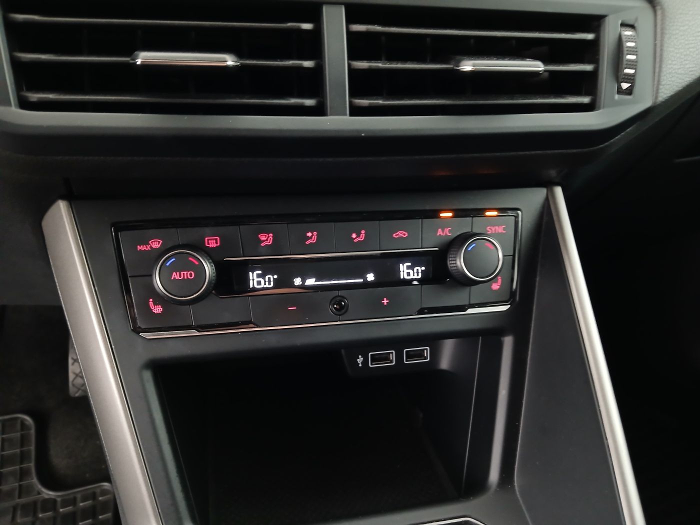 VW Polo VI 1.0 TSI Comfortline | Bild 22 von 24