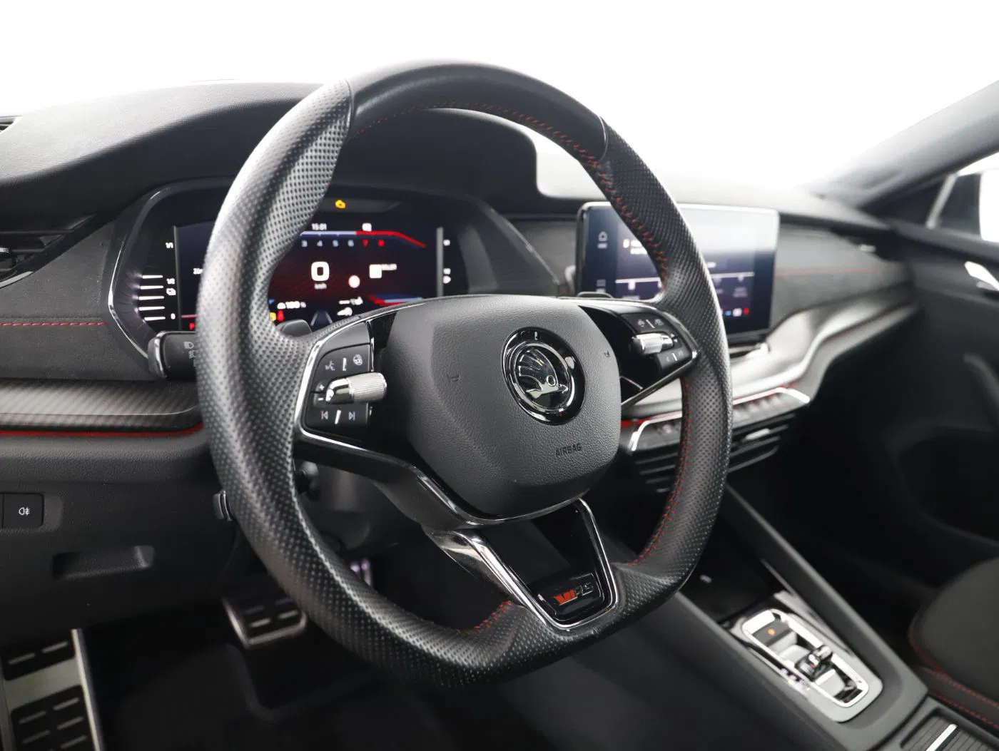 Skoda Octavia Combi RS iV DSG | Bild 8 von 20