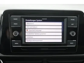VW T-Roc 2.0 TDI Life | Thumbnail 17 von 23