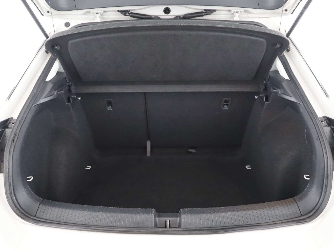 VW T-Roc 2.0 TDI Life | Bild 22 von 23