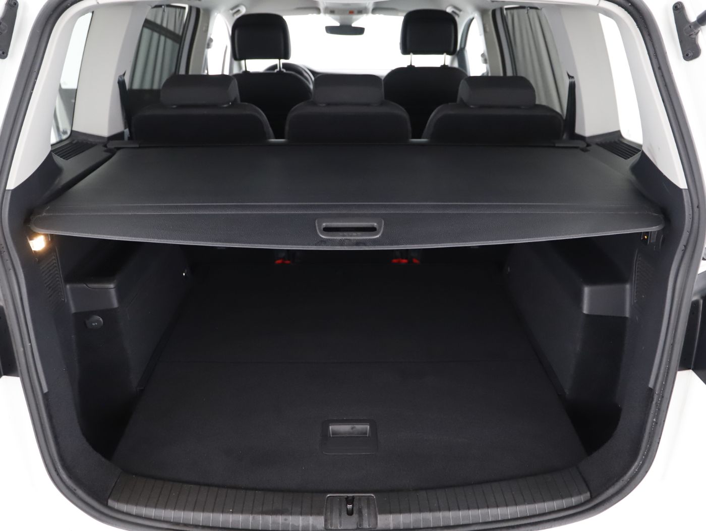 VW Touran 2.0 TDI BMT Highline | Bild 23 von 26