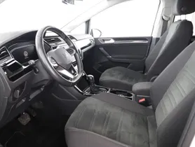 VW Touran 2.0 TDI BMT Highline | Thumbnail 11 von 26