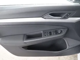 VW Golf VIII 2.0 TDI Life | Thumbnail 8 von 24