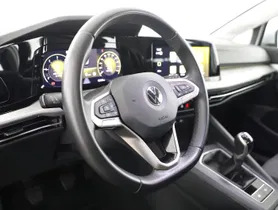 VW Golf VIII 2.0 TDI Life | Thumbnail 14 von 24