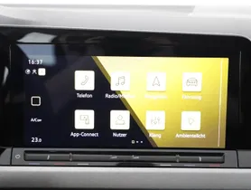 VW Golf VIII 2.0 TDI Life | Thumbnail 17 von 24