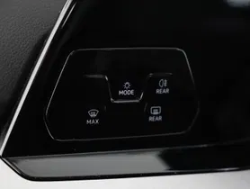 VW Golf VIII 2.0 TDI Life | Thumbnail 10 von 24