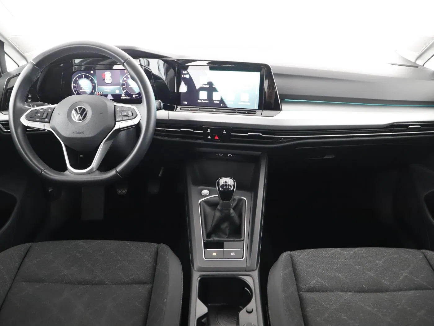 VW Golf VIII 2.0 TDI Life | Bild 14 von 27