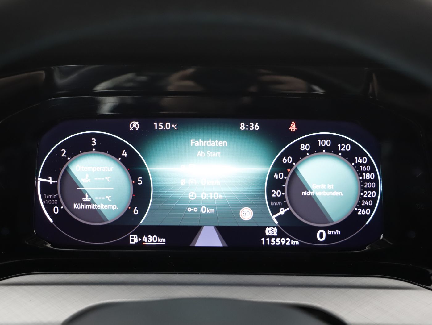 VW Golf VIII 2.0 TDI Life | Bild 15 von 27