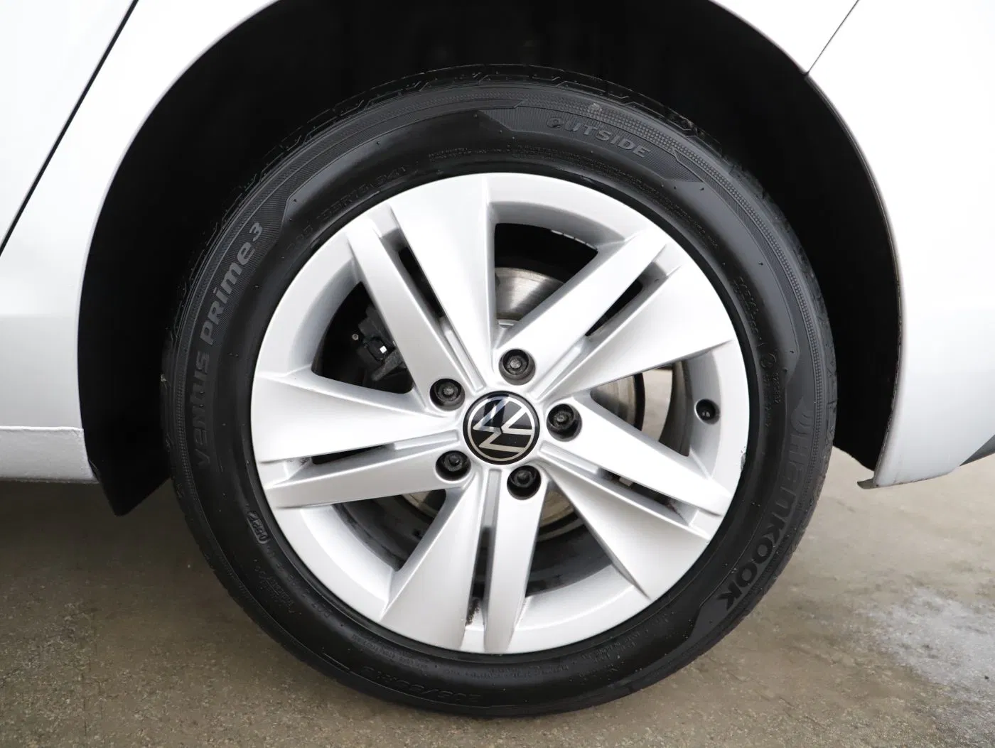 VW Golf VIII 2.0 TDI Life | Bild 9 von 27