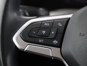 VW Golf VIII 2.0 TDI Life | Thumbnail 17 von 27