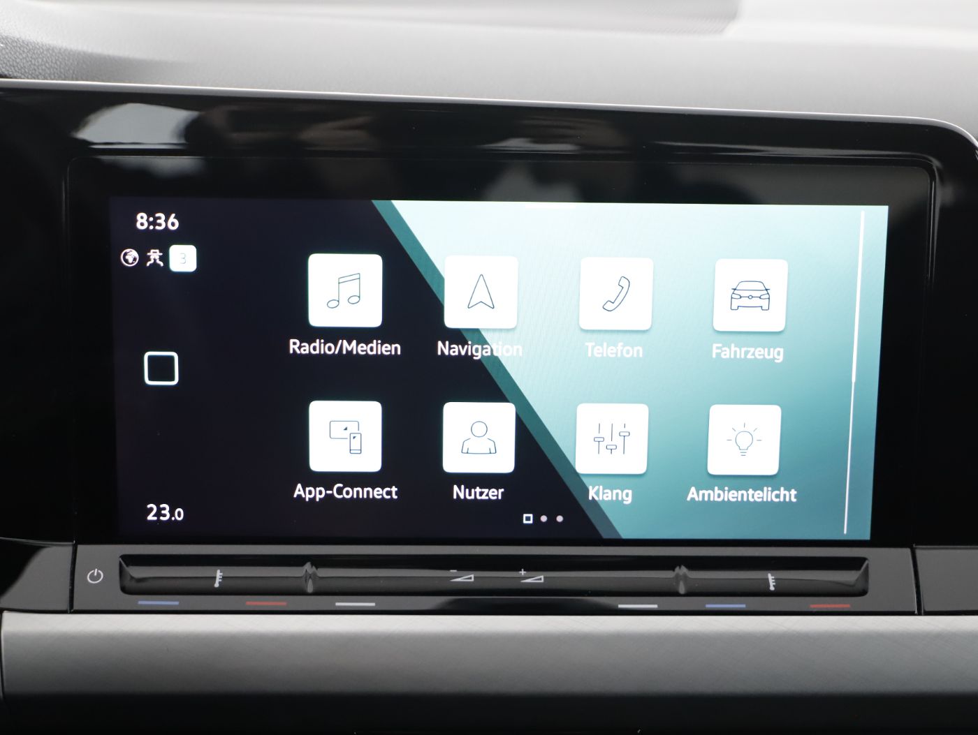 VW Golf VIII 2.0 TDI Life | Bild 21 von 27