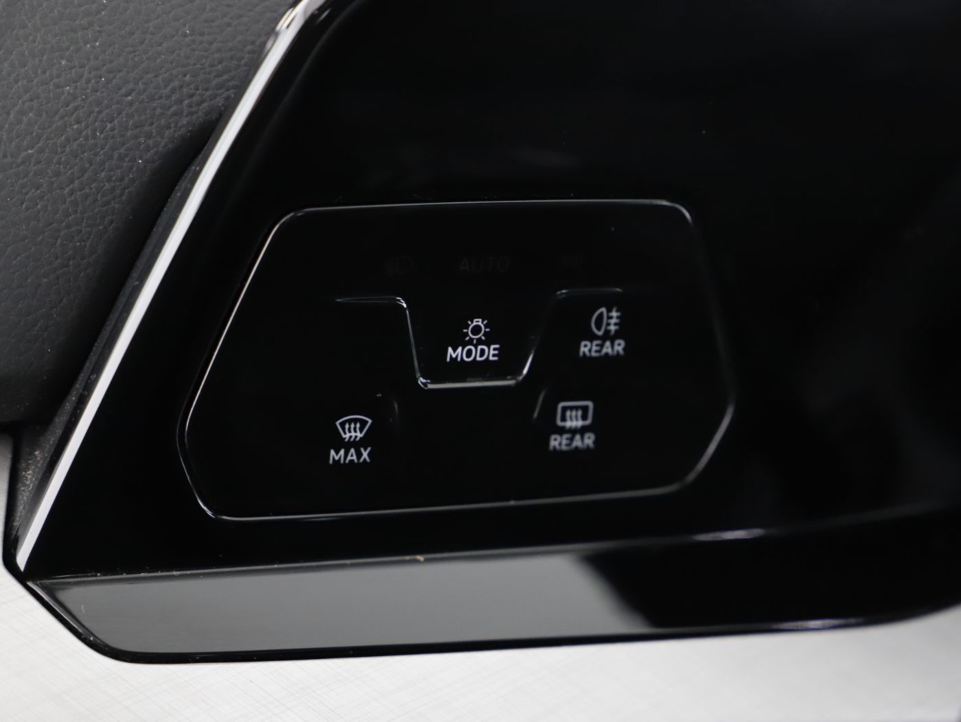 VW Golf Var 2.0 TDI DSG | Bild 9 von 23