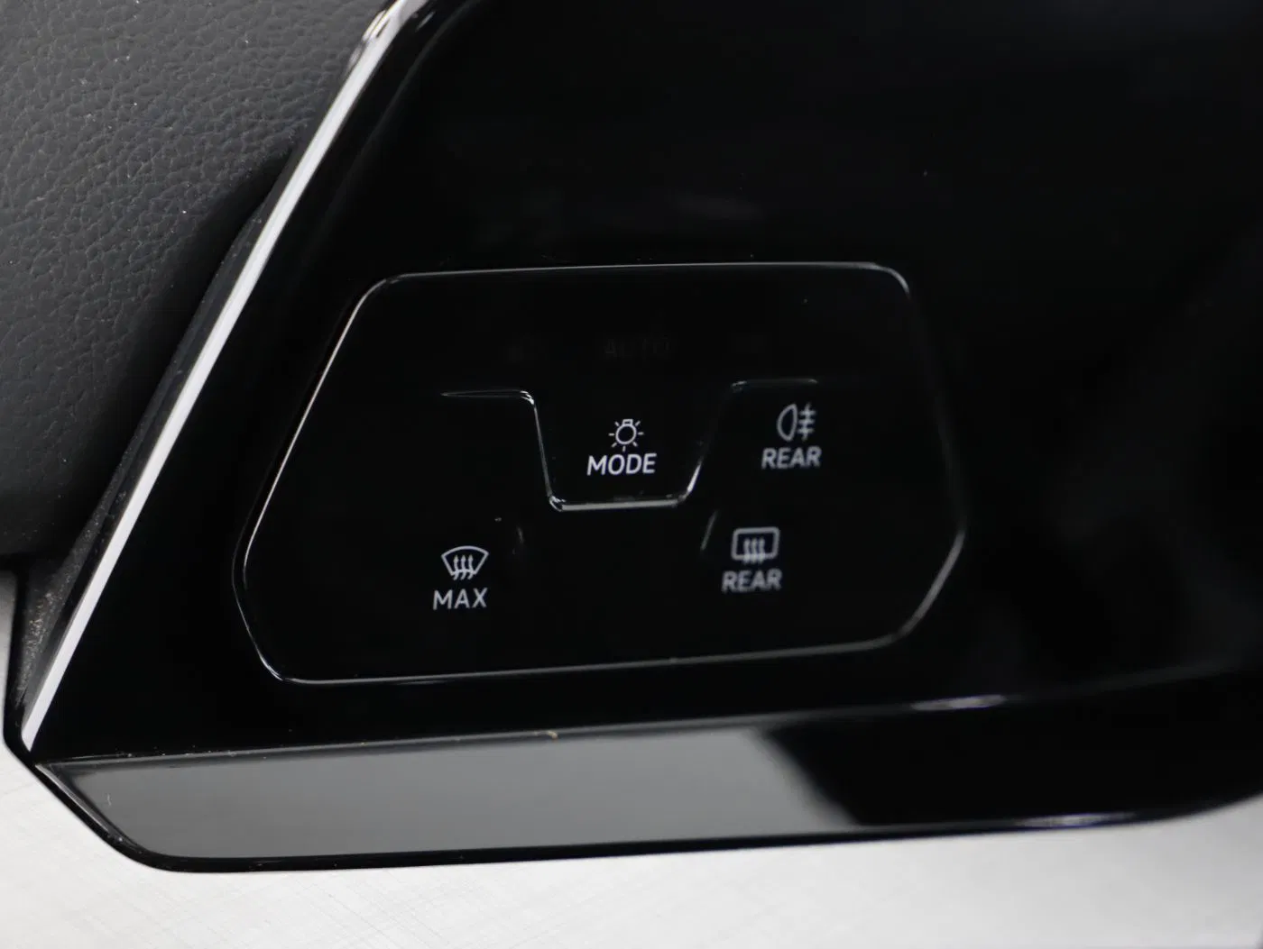 VW Golf Var 2.0 TDI DSG | Bild 9 von 23