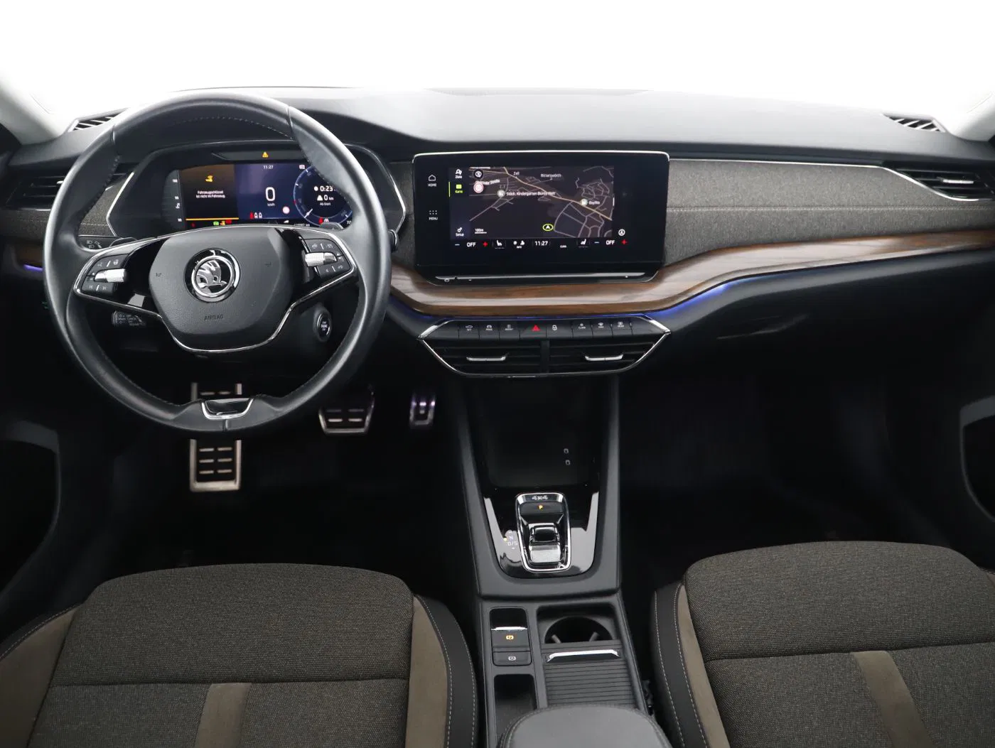 Skoda Octavia Combi 2.0 TDI 4x4 Scout | Bild 11 von 24
