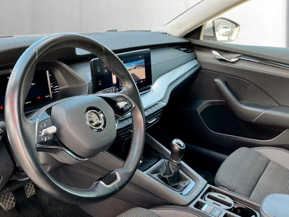 Skoda Octavia Combi 2.0 TDI Ambition | Bild 7 von 21