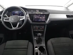 VW Touran 2.0 TDI | Thumbnail 12 von 23