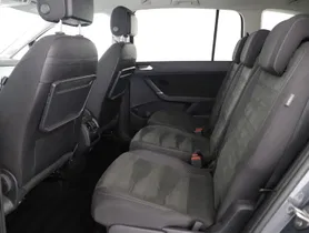 VW Touran 2.0 TDI | Thumbnail 22 von 23