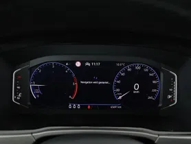 VW Touran 2.0 TDI | Thumbnail 14 von 23