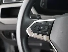 VW Touran 2.0 TDI | Thumbnail 15 von 23