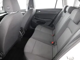 VW Golf VIII Variant 2.0TDI | Thumbnail 22 von 23