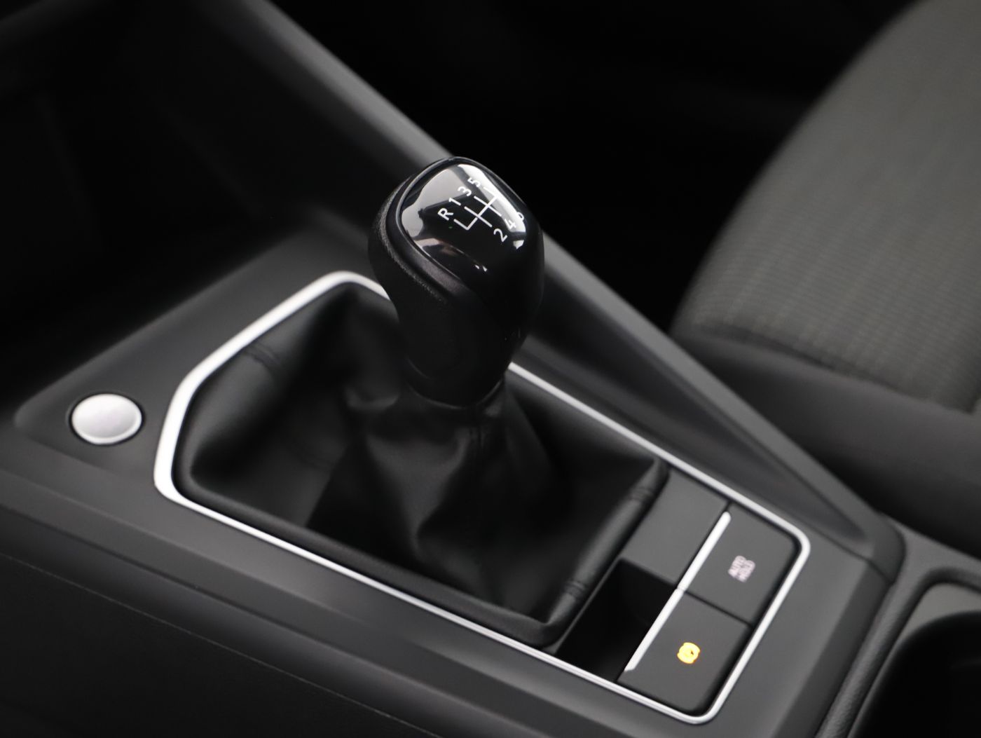 VW Golf VIII Variant 2.0TDI | Bild 21 von 23