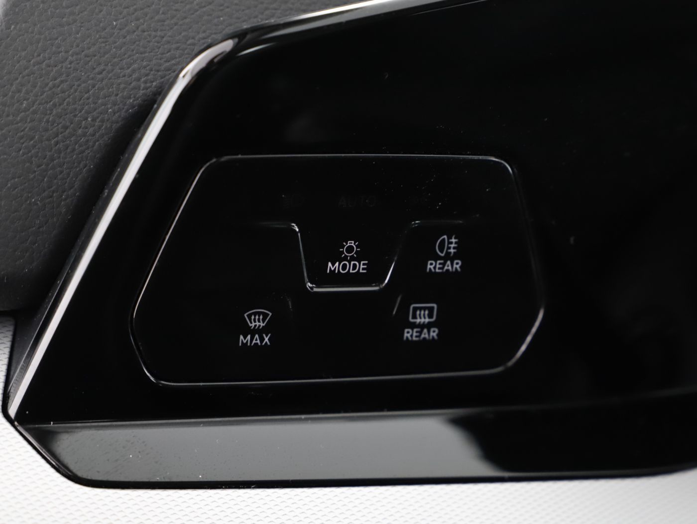 VW Golf VIII Variant 2.0TDI | Bild 10 von 23