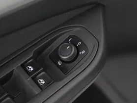 VW Golf VIII Variant 2.0TDI | Thumbnail 9 von 23