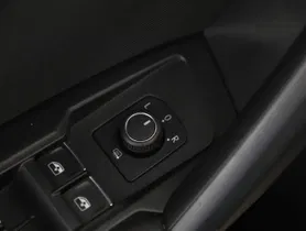 VW Tiguan 2.0 TDI Elegance | Thumbnail 8 von 26