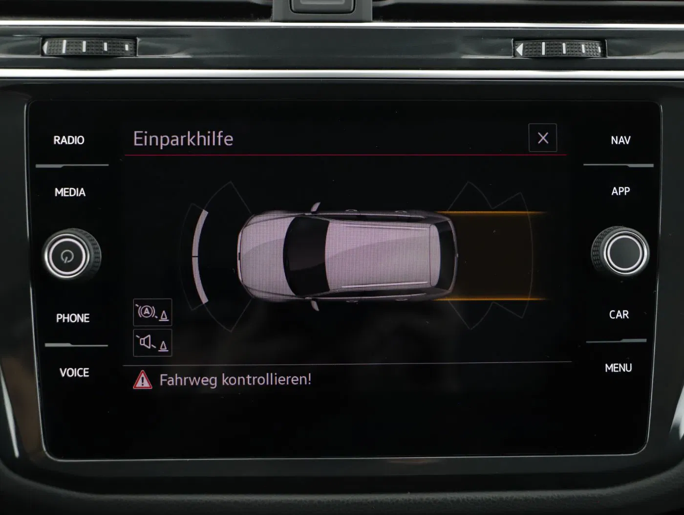 VW Tiguan 2.0 TDI Elegance | Bild 18 von 26
