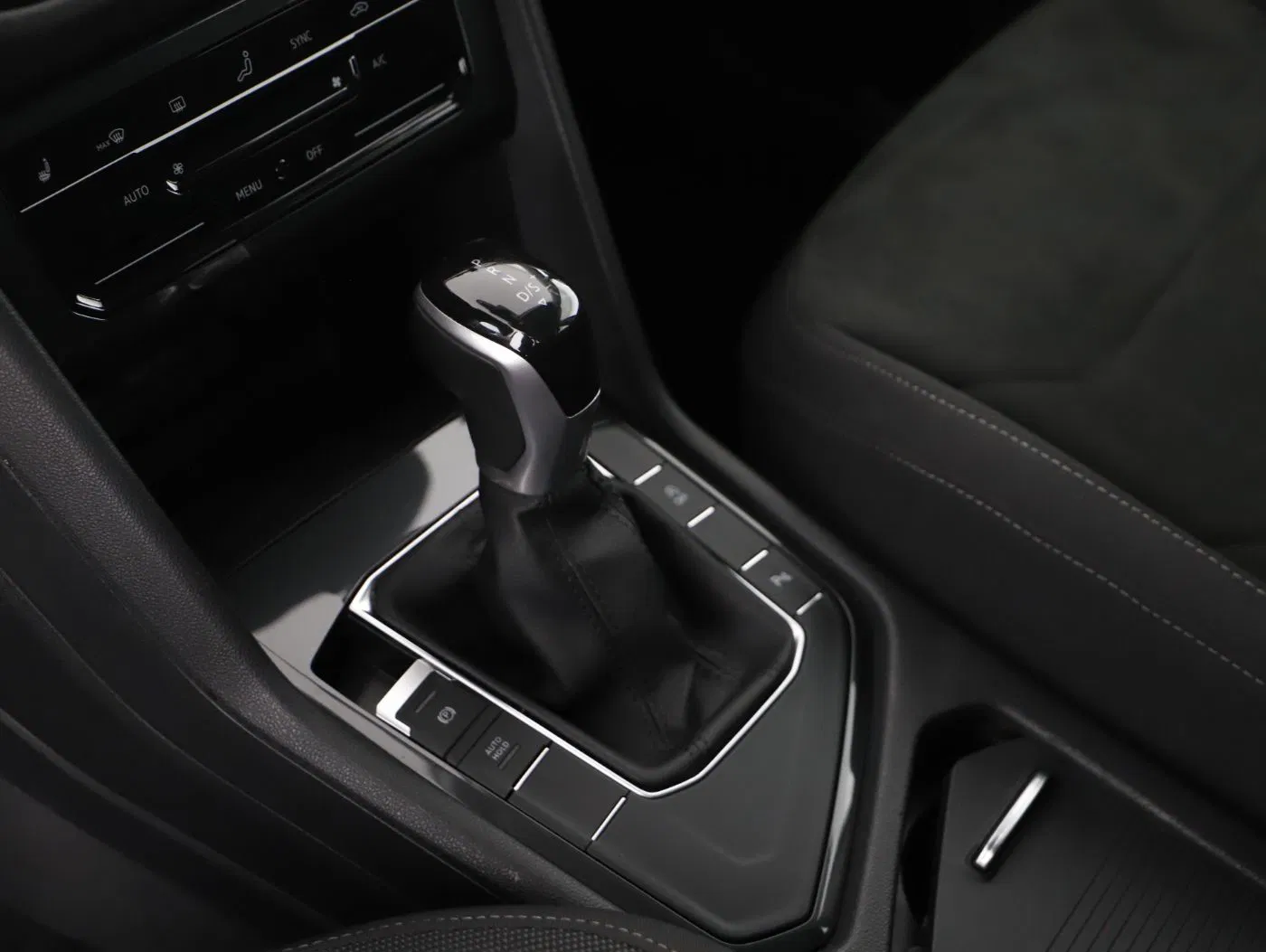 VW Tiguan 2.0 TDI Elegance | Bild 20 von 26