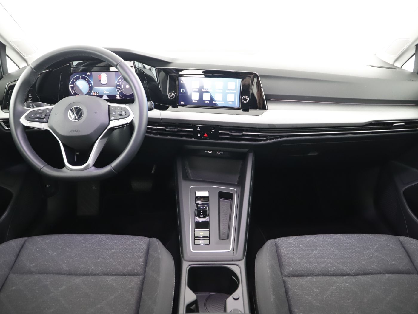 VW Golf VIII 2.0 TDI | Bild 11 von 23