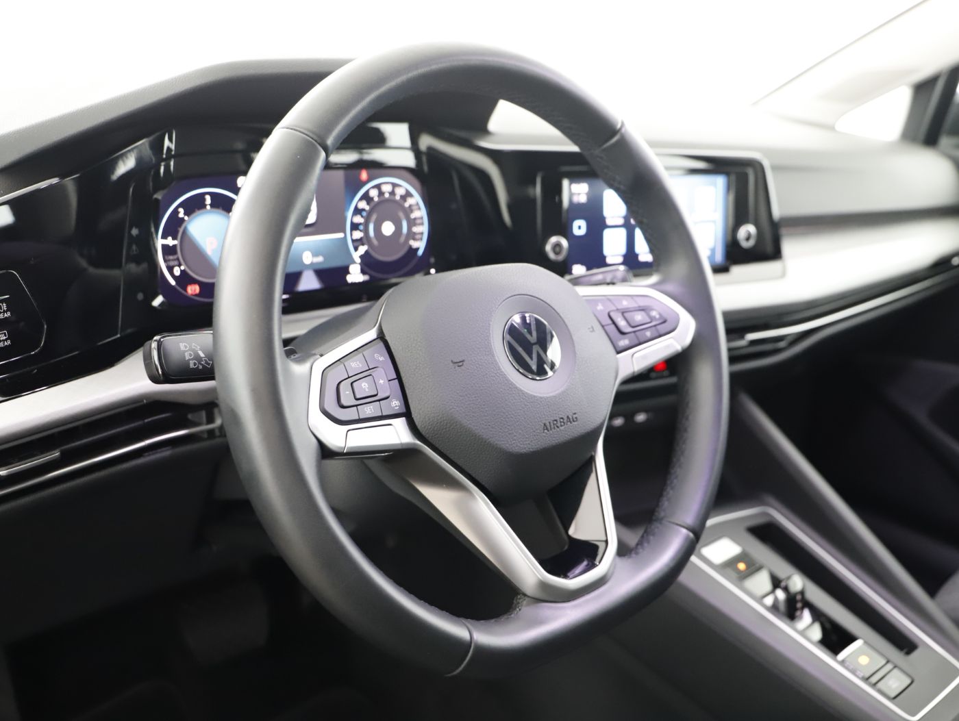 VW Golf VIII 2.0 TDI | Bild 12 von 23