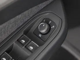 VW Golf VIII 2.0 TDI | Thumbnail 8 von 23