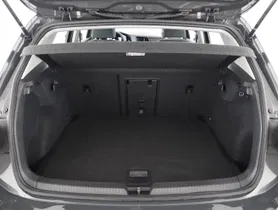 VW Golf VIII 2.0 TDI | Thumbnail 22 von 23