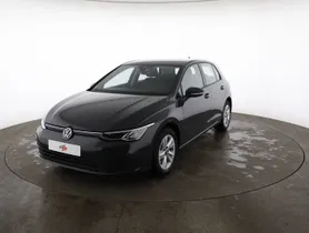 VW Golf VIII 2.0 TDI *BALD VERFÜGBAR* | Thumbnail 2 von 22