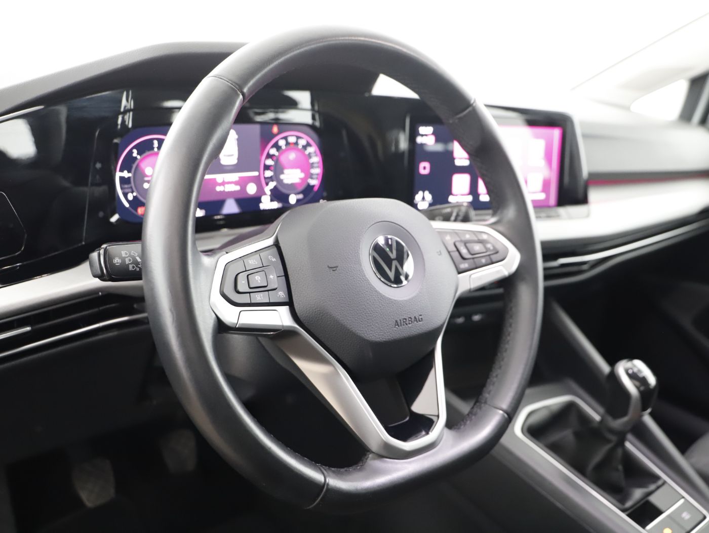 VW Golf VIII Variant 2.0 TDI Life | Bild 12 von 23