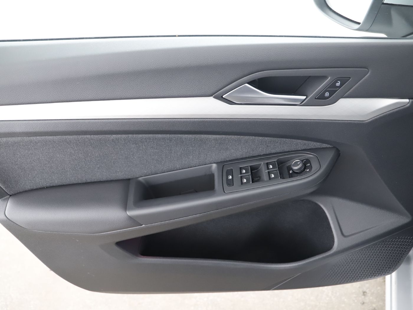 VW Golf VIII Variant 2.0 TDI Life | Bild 7 von 23