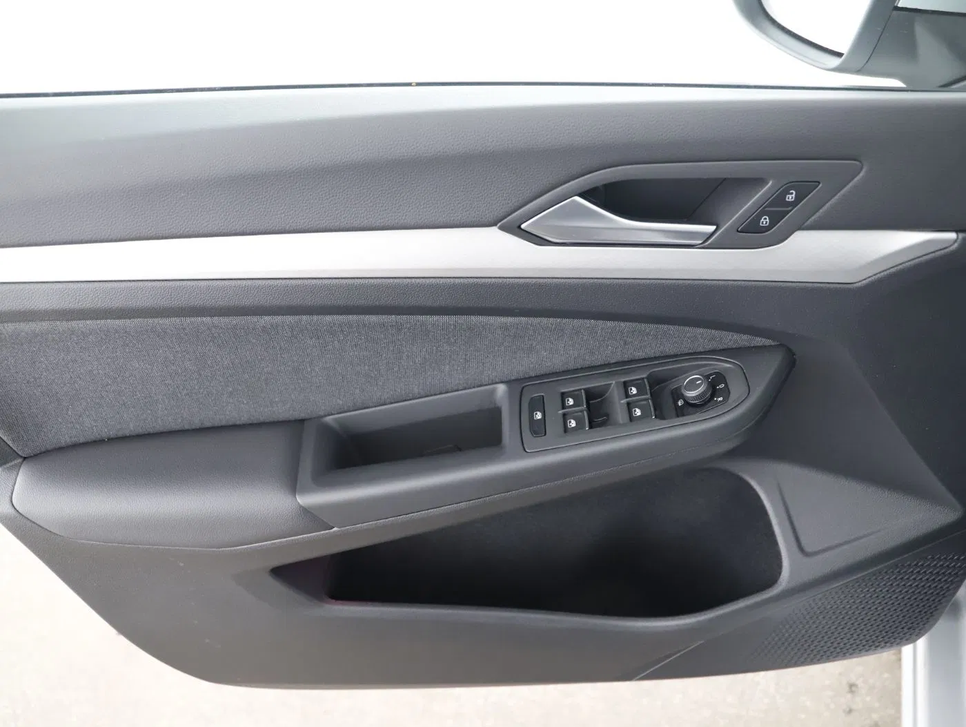 VW Golf VIII Variant 2.0 TDI Life | Bild 7 von 23