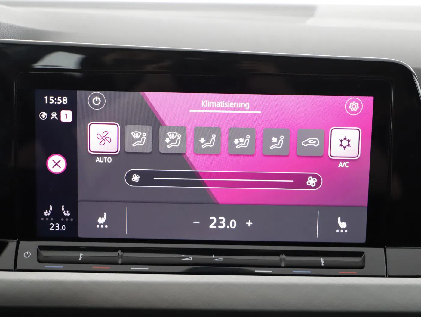 VW Golf VIII Variant 2.0 TDI Life | Bild 17 von 23