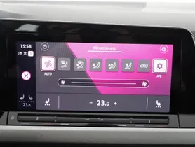 VW Golf VIII Variant 2.0 TDI Life | Thumbnail 17 von 23
