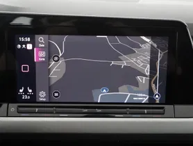 VW Golf VIII Variant 2.0 TDI Life | Thumbnail 19 von 23