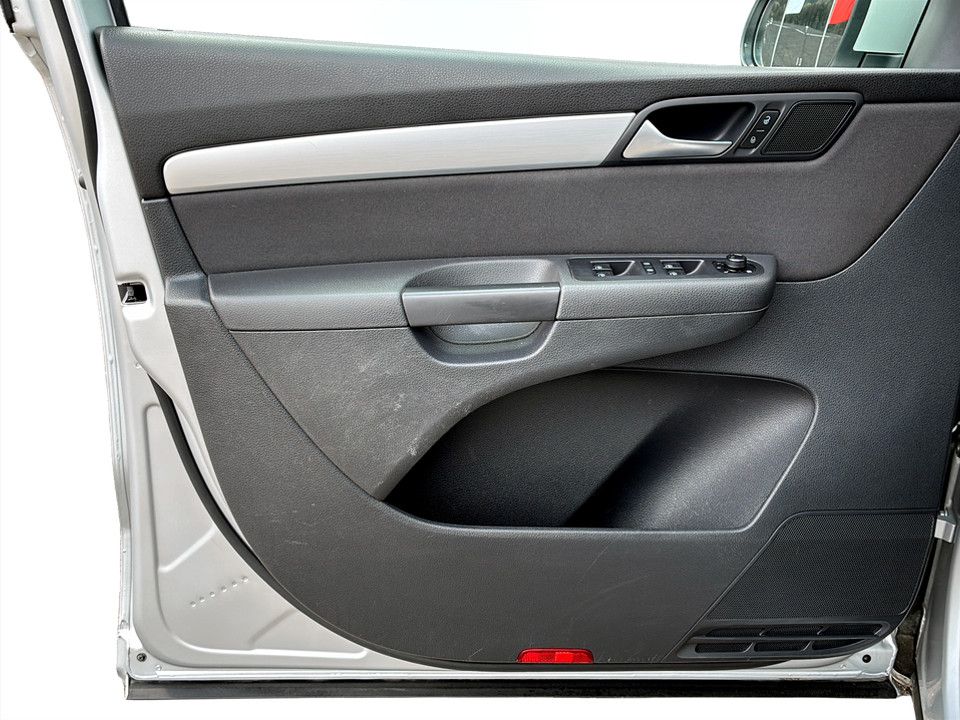 VW Sharan 2.0 TDI  Comfortline DSG | Bild 17 von 24