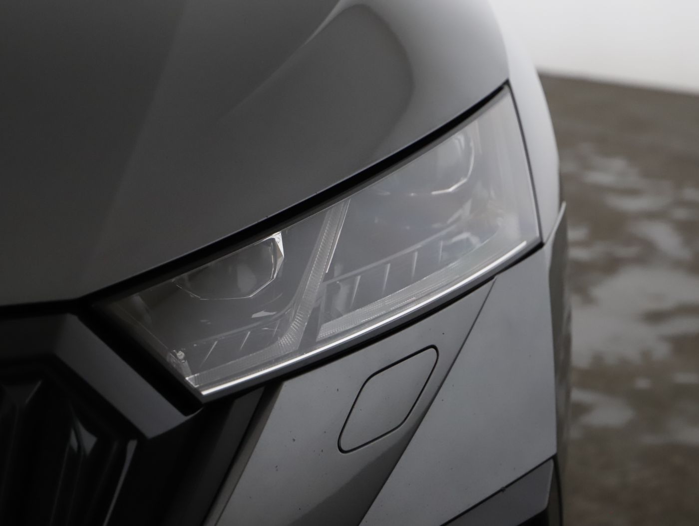Skoda Octavia Combi 2.0 TDI 4x4 RS | Bild 9 von 28