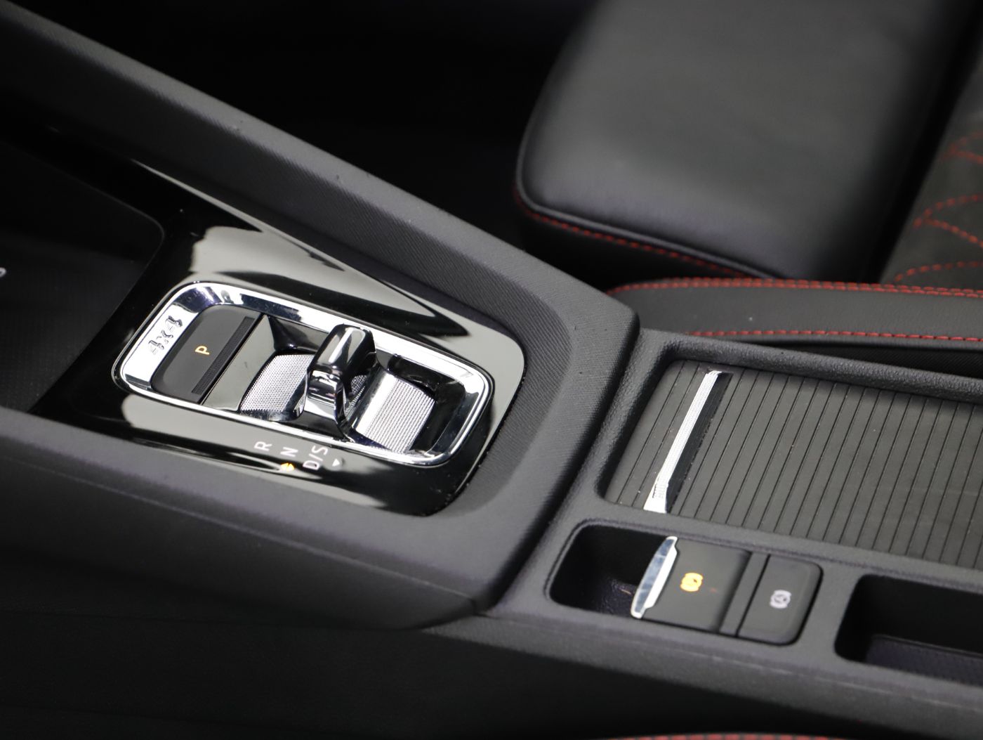 Skoda Octavia Combi 2.0 TDI 4x4 RS | Bild 15 von 28
