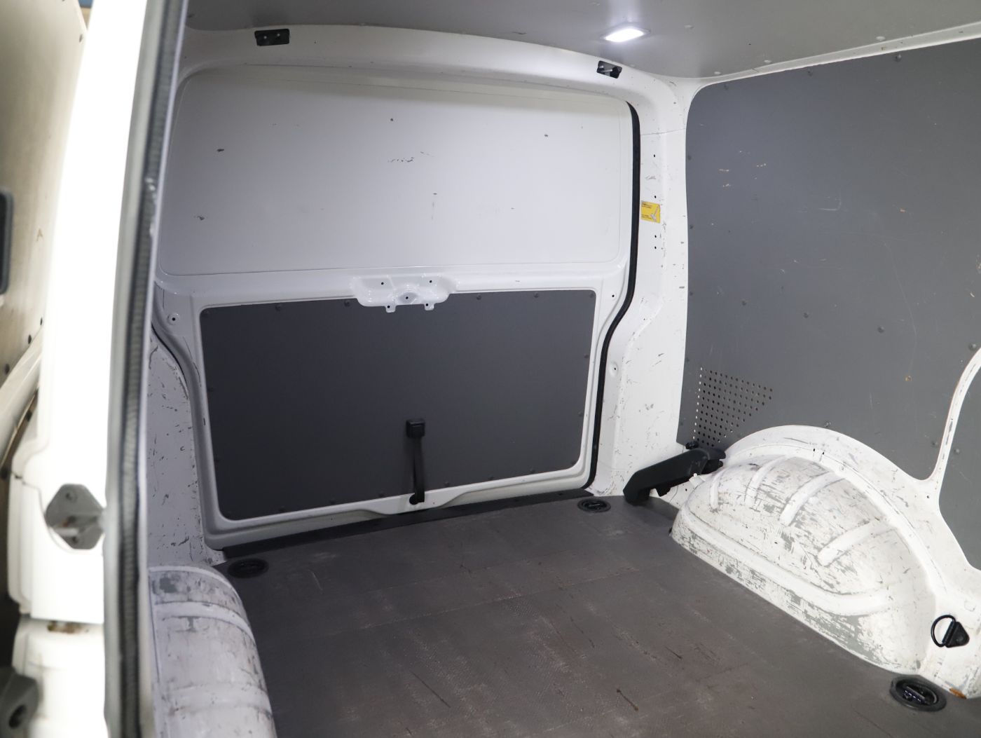 VW T6.1 Transporter 2.0 TDI | Bild 21 von 22
